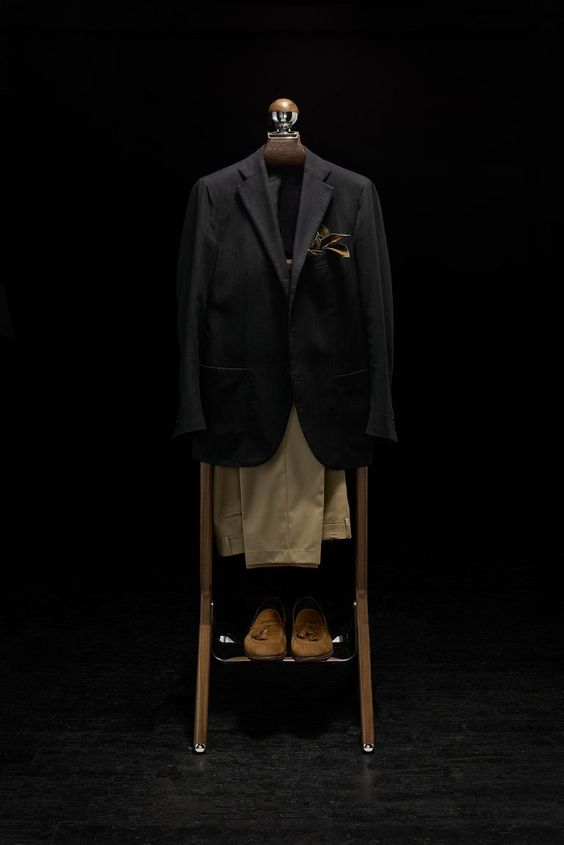 The Permanent Style Valet Stand