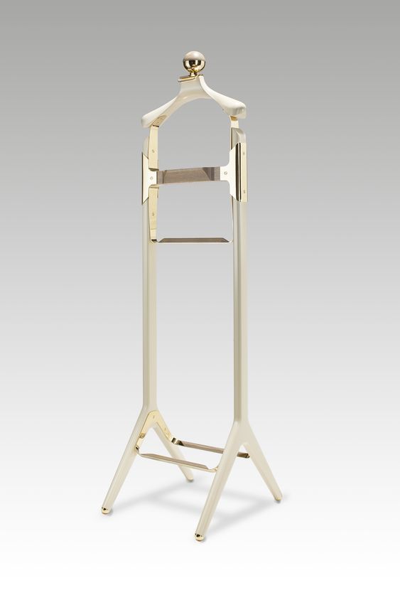 The Permanent Style Valet Stand