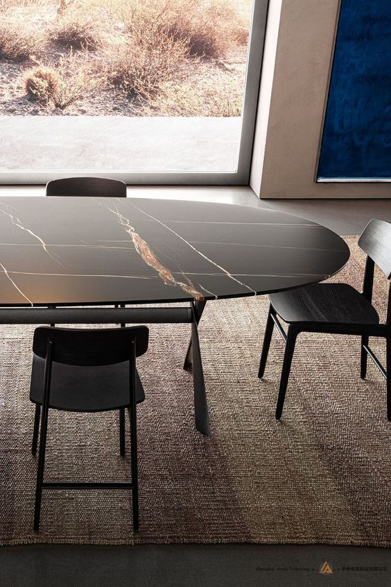 Gatwick dining table